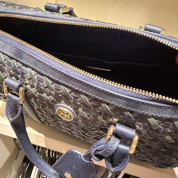 Tory Burch purse - Picture 2 of 8